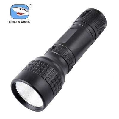 Smiling Shark COB high light led high light flashlight 3aaa battery ABS plastic waterproof flashlight torch